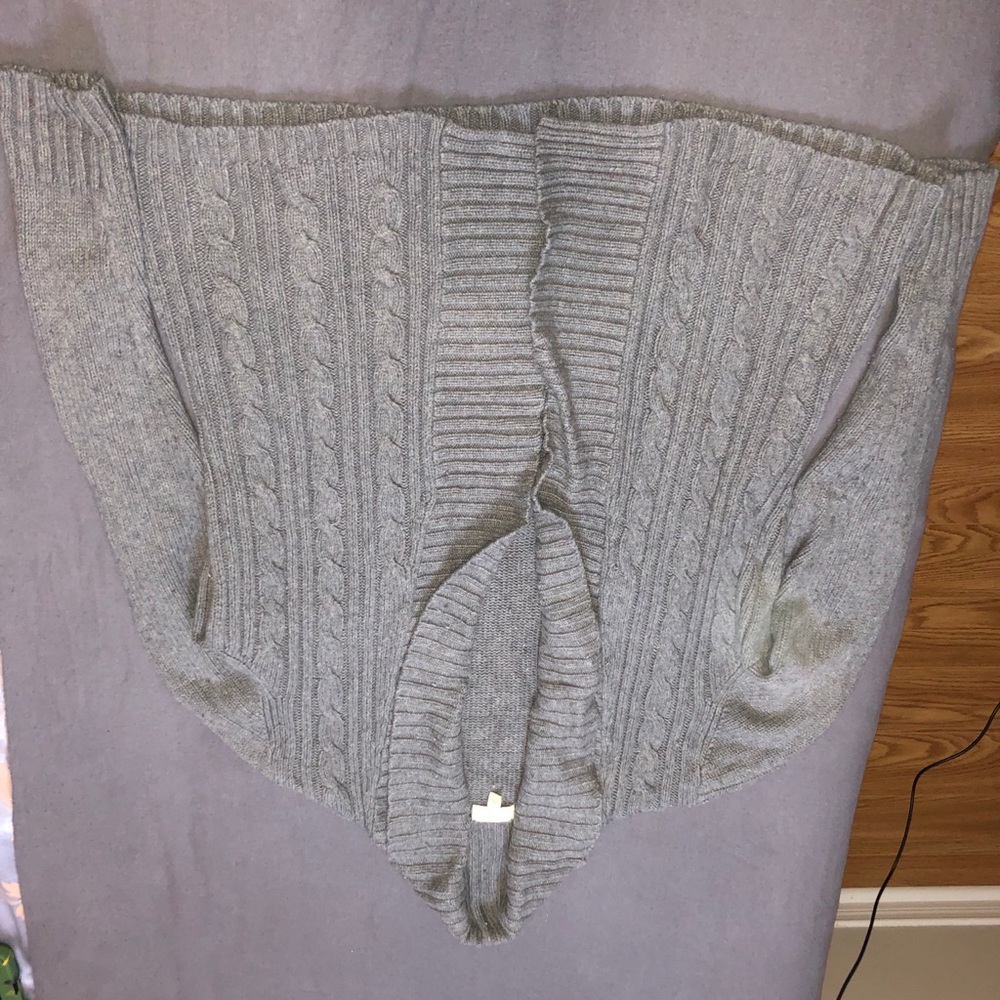 Jackets - Picture 9 of 9